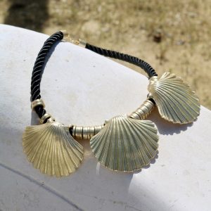 Collar Conchas Doradas